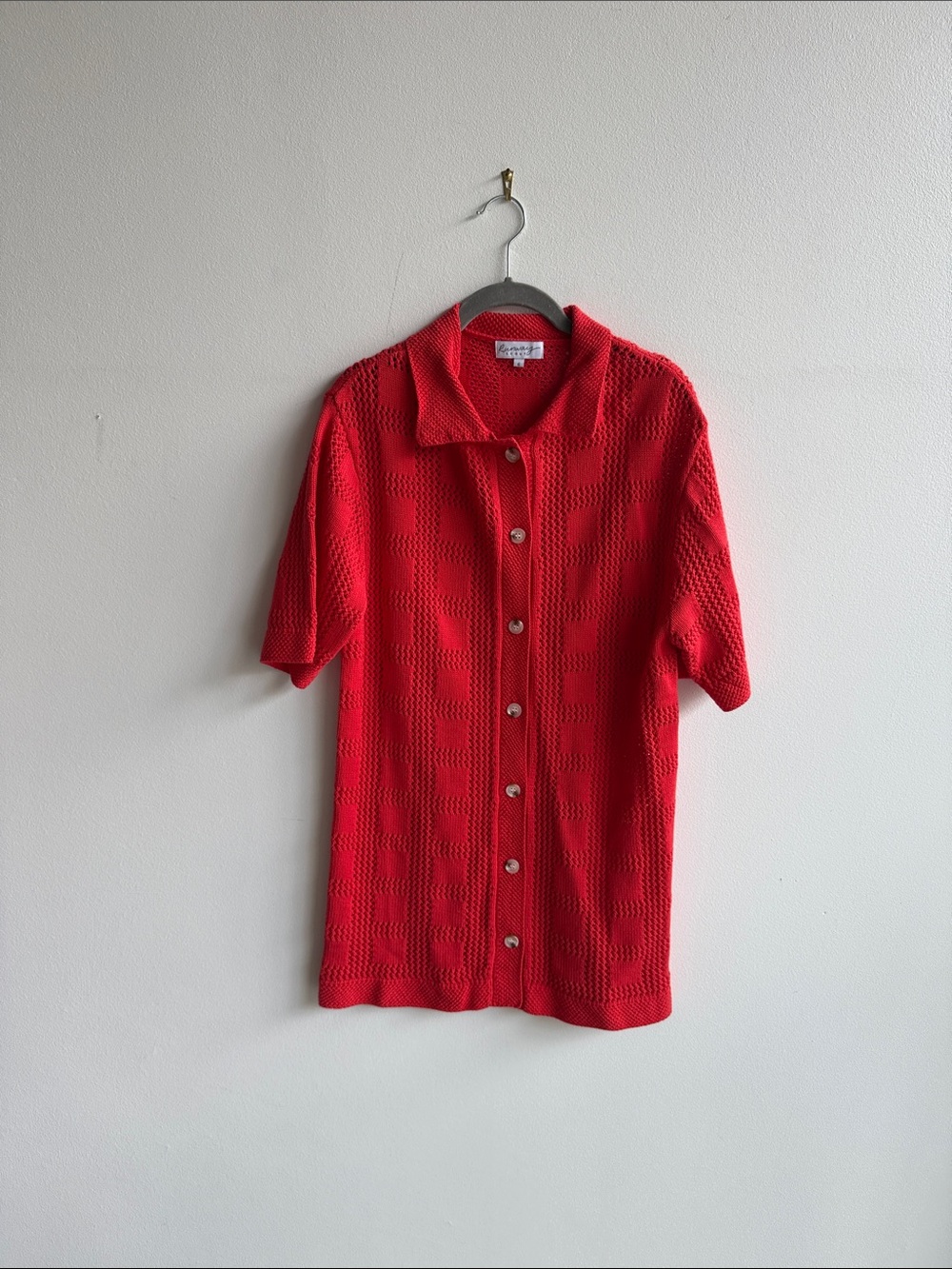 Short-Sleeve Red Knit Button-Down Shirt - Unbranded